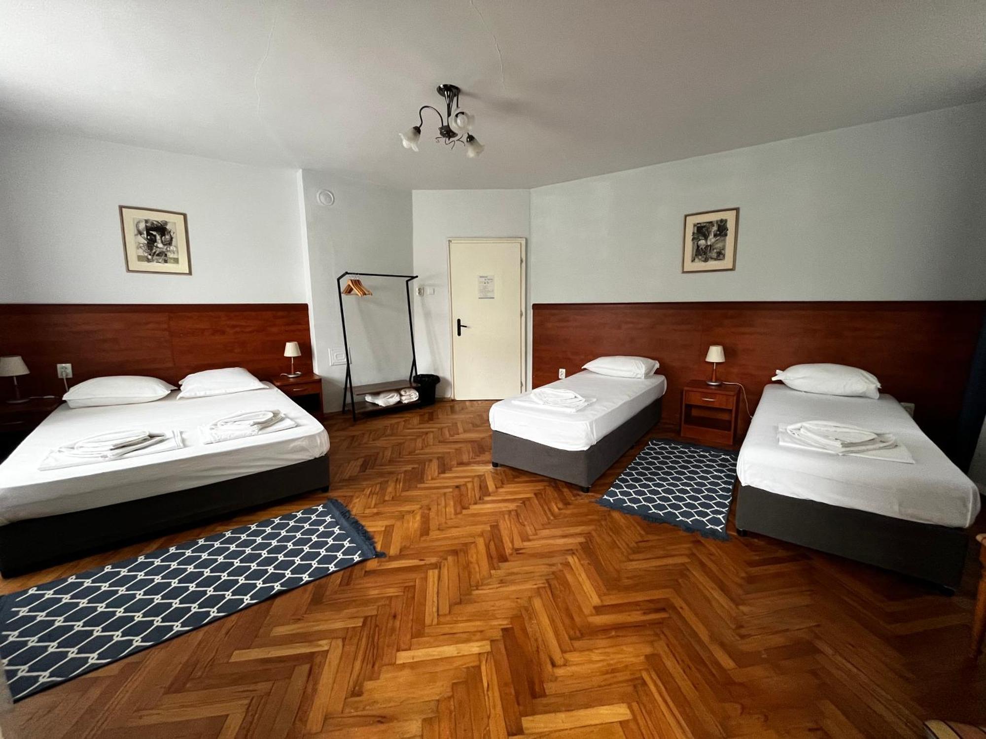 Guest Rooms Donovi Varna Dış mekan fotoğraf